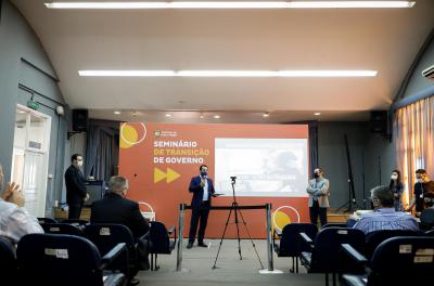 Prefeitura de Porto Alegre dá início aos seminários de transição