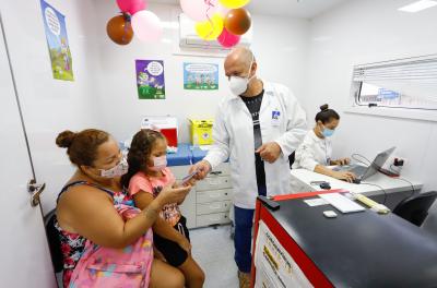 Vacinação infantil na unidade móvel terá programação diferenciada nesta semana