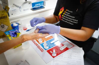 Luta contra a Aids: programação do mês inclui incentivo à testagem e seminário