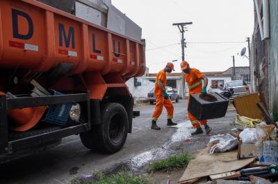 Bota-Fora coleta quase 35 toneladas de resíduos em outubro
