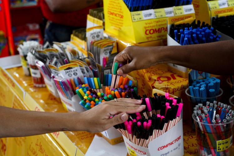 DESENVOLVIMENTO ECONÔMICO