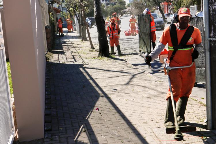 SERVIÇOS URBANOS