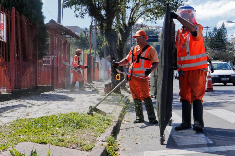 SERVIÇOS URBANOS