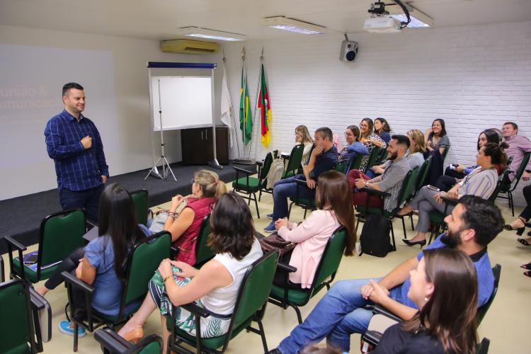 COMUNICAÇÃO