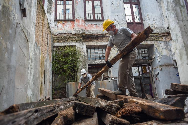 INFRAESTRUTURA E MOBILIDADE URBANA