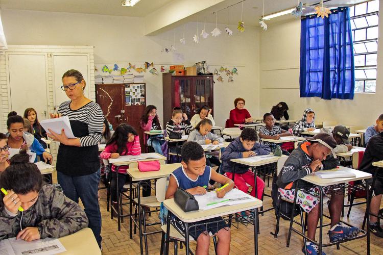 EDUCAÇÃO