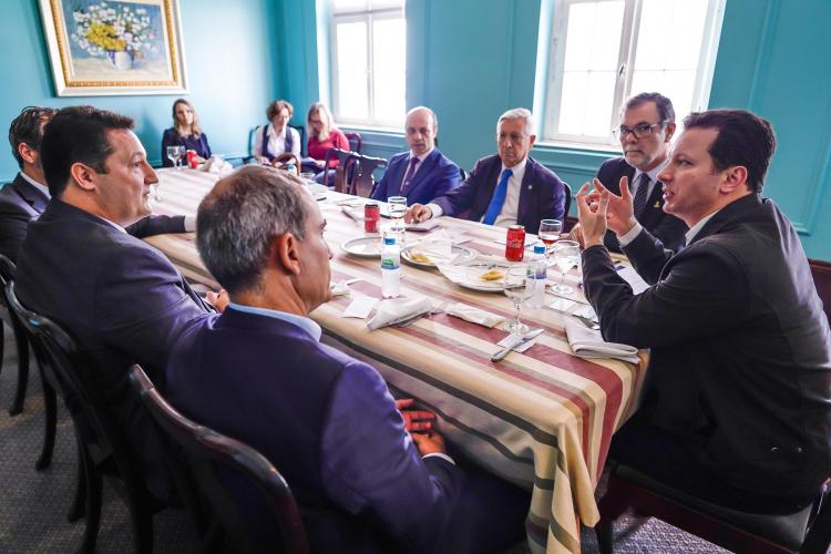 EXECUTIVO