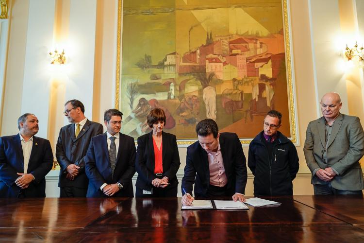 EXECUTIVO