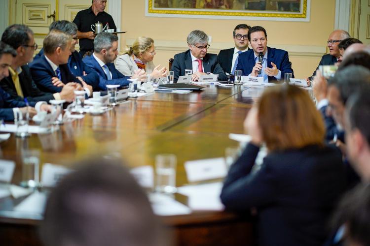 EXECUTIVO