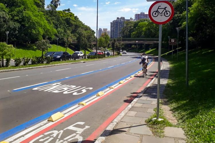 TRANSPORTE E CIRCULAÇÃO TRANSPORTE E CIRCULAÇÃO