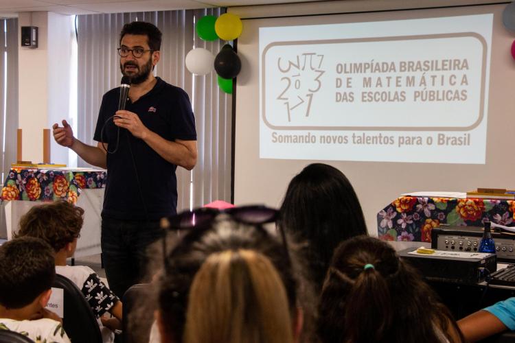 EDUCAÇÃO