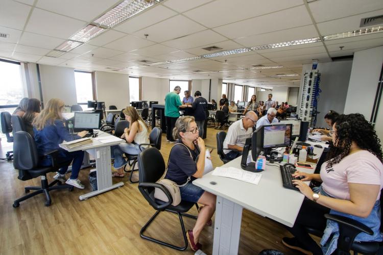 DESENVOLVIMENTO ECONÔMICO