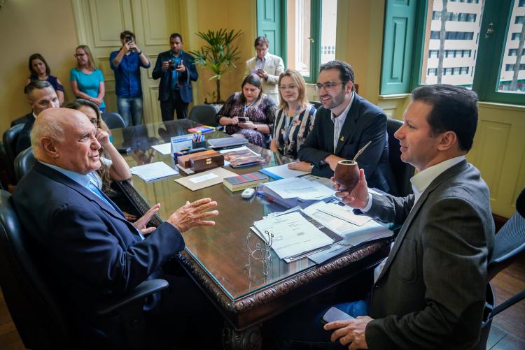 EXECUTIVO