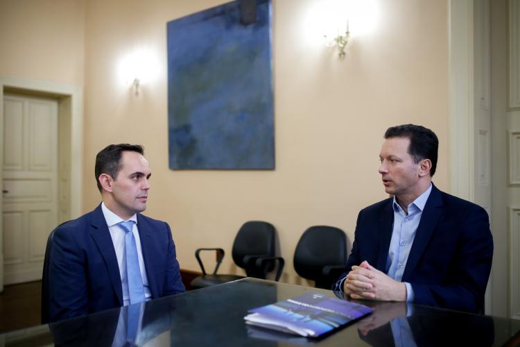 EXECUTIVO