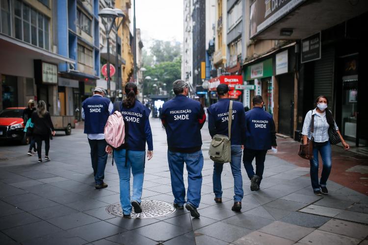 DESENVOLVIMENTO ECONÔMICO 