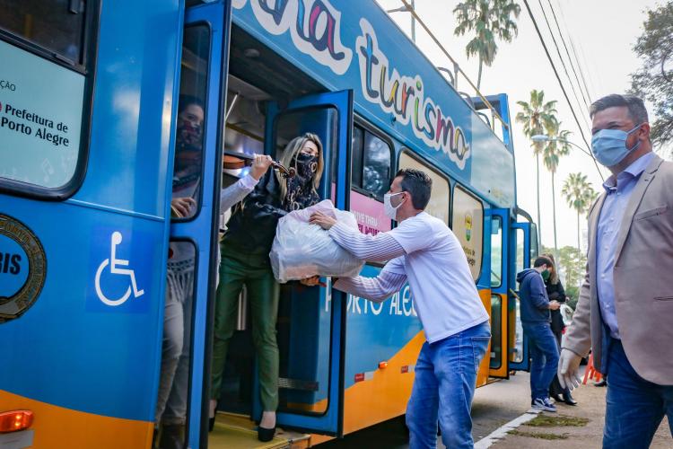 DESENVOLVIMENTO SOCIAL E ESPORTE DESENVOLVIMENTO SOCIAL E ESPORTE