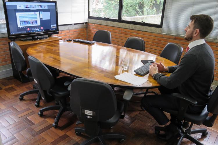 MEIO AMBIENTE E SUSTENTABILIDADE
