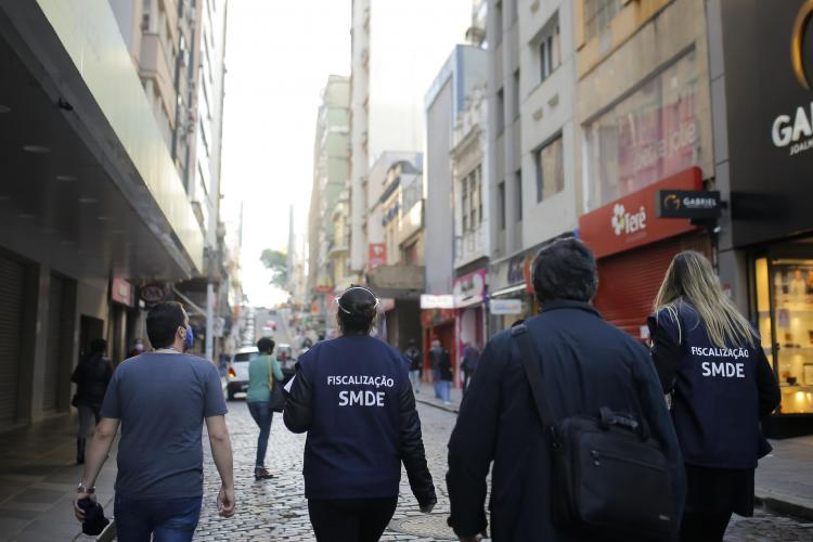 DESENVOLVIMENTO ECONÔMICO DESENVOLVIMENTO ECONÔMICO