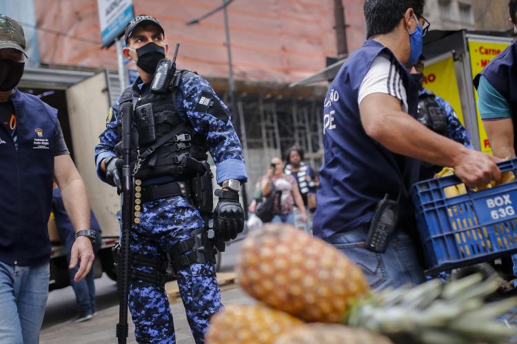 DESENVOLVIMENTO ECONÔMICO