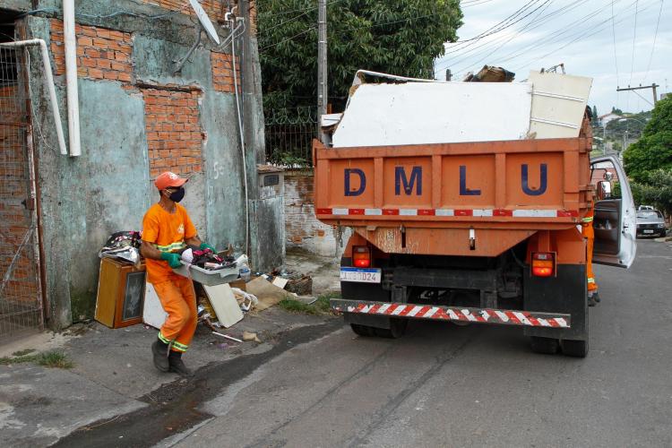 SERVIÇOS URBANOS