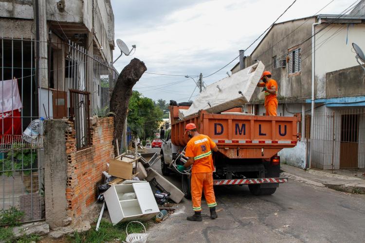 SERVIÇOS URBANOS