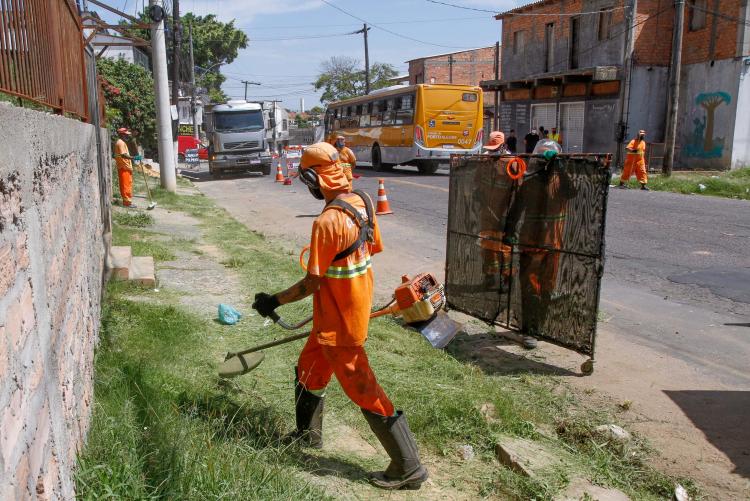 SERVIÇOS URBANOS