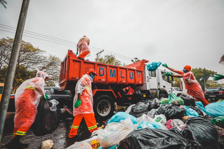 SERVIÇOS URBANOS