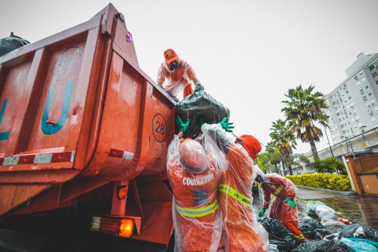 SERVIÇOS URBANOS