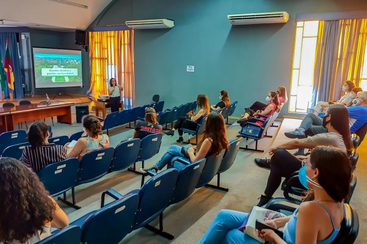 ADMINISTRAÇÃO E PATRIMÔNIO