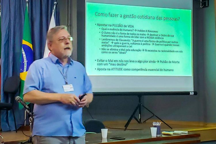 ADMINISTRAÇÃO E PATRIMÔNIO