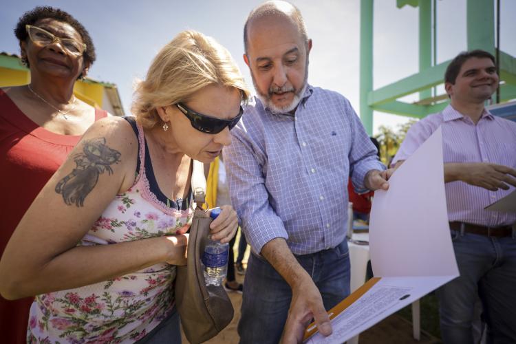 Habitação e Regularização Fundiária