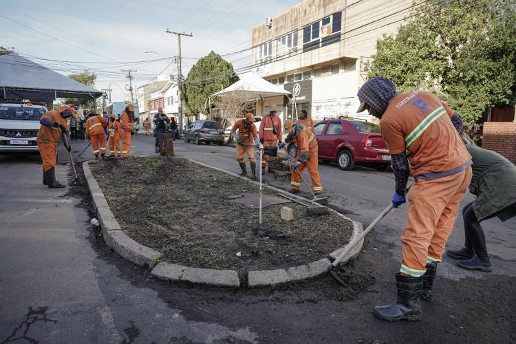 SERVIÇOS URBANOS