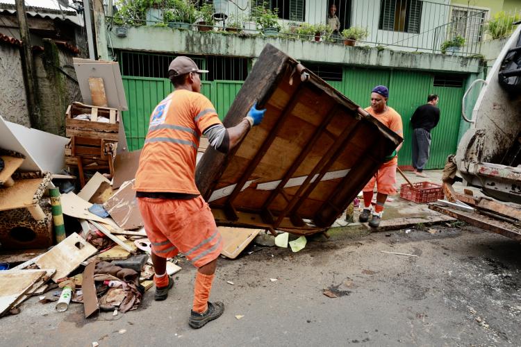 SERVIÇOS URBANOS 