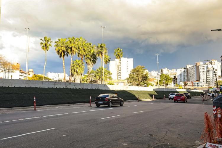 OBRAS E INFRAESTRUTURA OBRAS E INFRAESTRUTURA