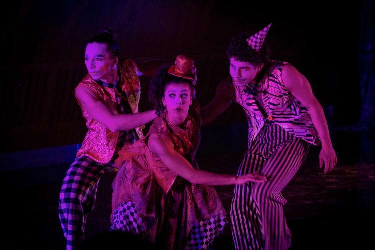 Álvaro Moreyra recebe espetáculo de dança Gran Fuleiros Circus
