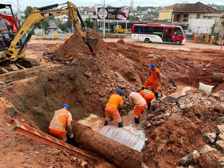 Dmae conserta adutora na Zona Sul na próxima terça-feira