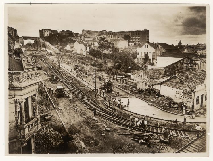 Avenida Borges de Medeiros 1920