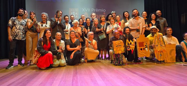 17º Prêmio Açorianos de Artes Plásticas é entregue no Teatro Túlio Piva