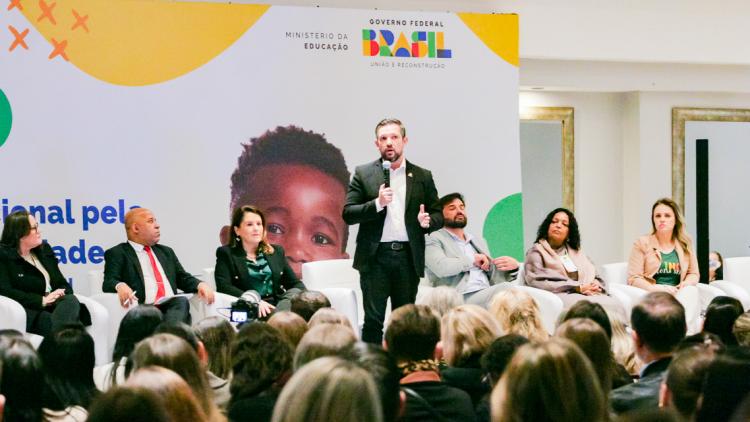 Estados do Sul debatem educação infantil em seminário na Capital