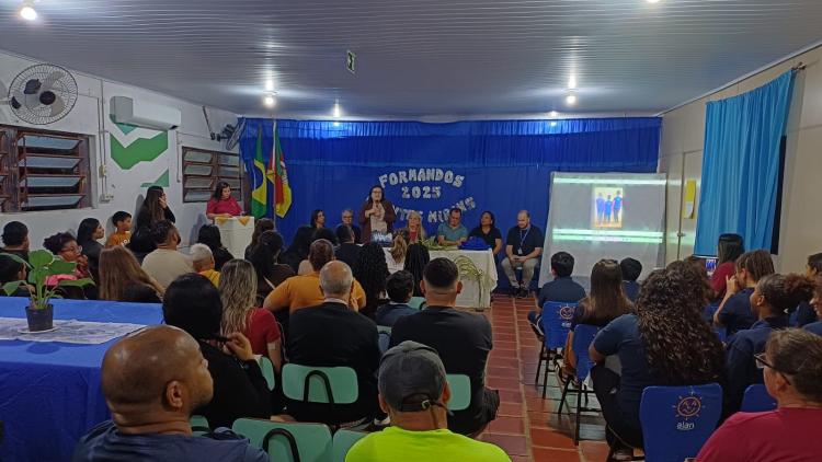 Agentes mirins de saúde contra a dengue concluem formação