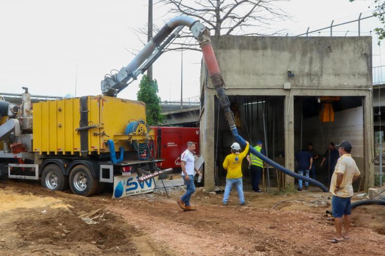 Prefeitura e Trensurb formalizam cooperação para operação de casa de bombas