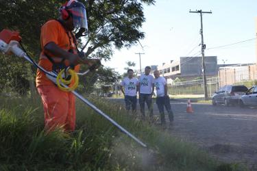 Início dos trabalhos de capina na cidade - Local: Parque Marechal Mascarenhas de Moraes