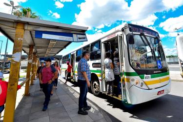 DESENVOLVIMENTO ECONÔMICO 