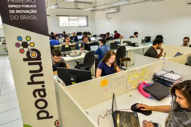 DESENVOLVIMENTO ECONÔMICO