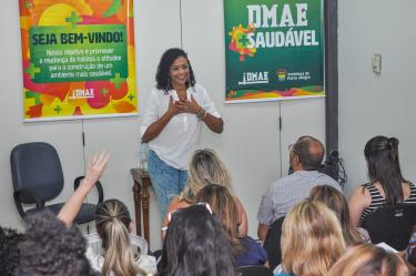 ÁGUA E ESGOTOS