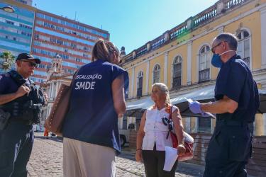 DESENVOLVIMENTO ECONÔMICO