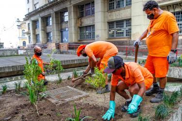 SERVIÇOS URBANOS