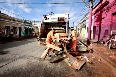 SERVIÇOS URBANOS