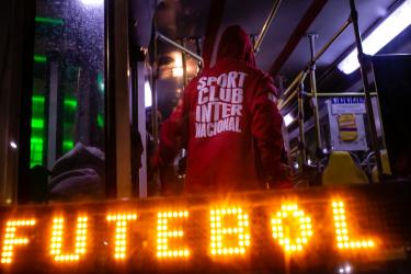 Oito ônibus Especial Futebol sairão do Largo Glênio Peres