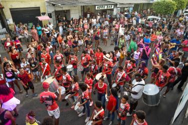 Carnaval comunitário coloca comunidades da Zona Norte no samba